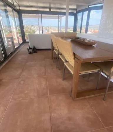 Casa Bianca * أورلا