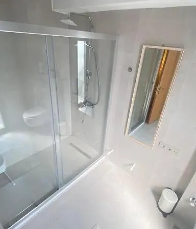 فيلة Casa Bianca أورلا