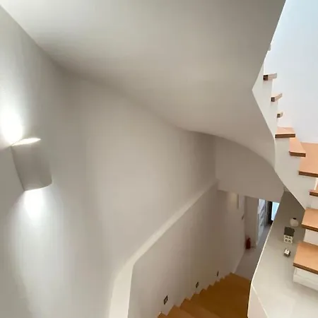 Casa Bianca فيلة أورلا