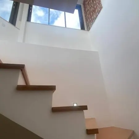 Casa Bianca فيلة أورلا