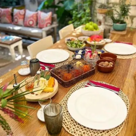 Casa Bianca أورلا